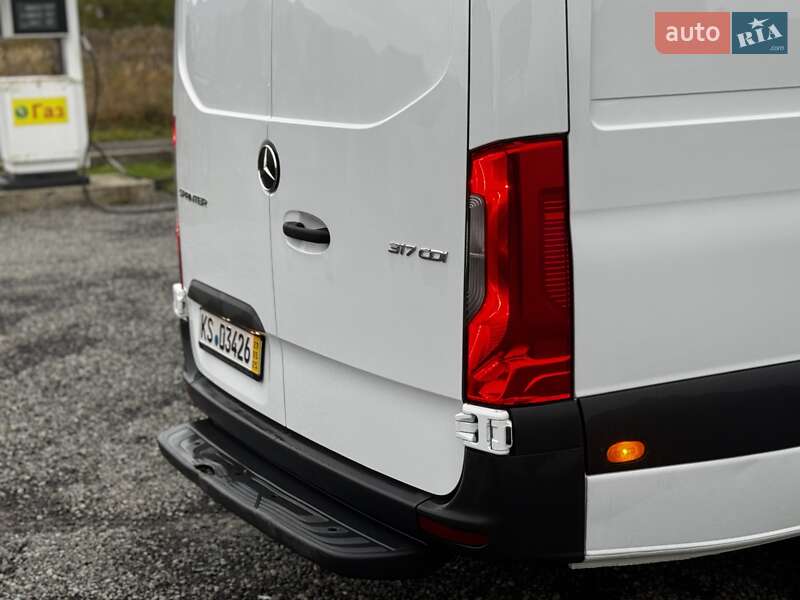 Грузовой фургон Mercedes-Benz Sprinter 2023 в Иршаве фото 23 Грузовой фургон Mercedes-Benz Sprinter 2023 в Иршаве