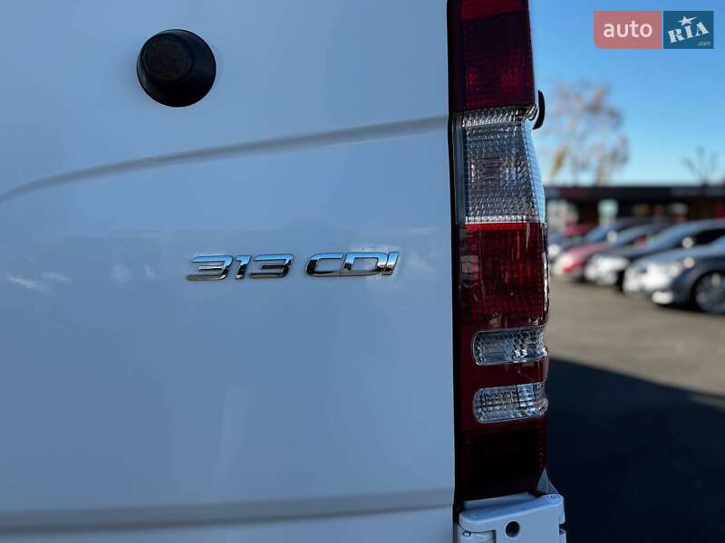 Вантажний фургон Mercedes-Benz Sprinter 2016 в Вінниці