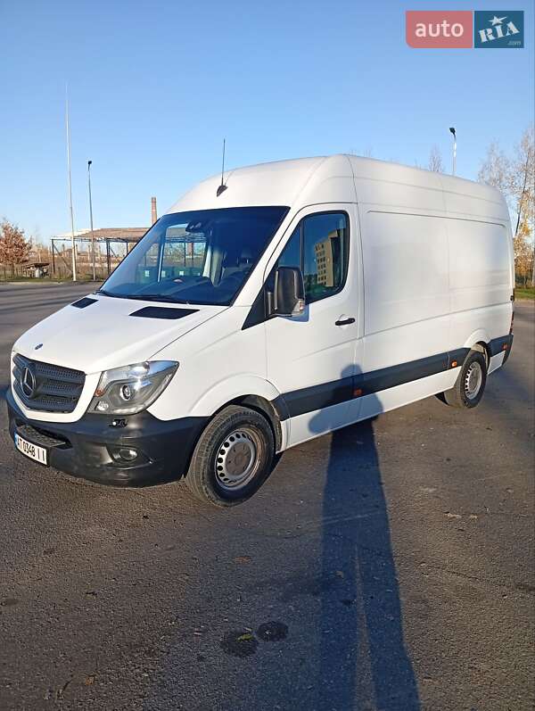 Mercedes-Benz Sprinter 2013