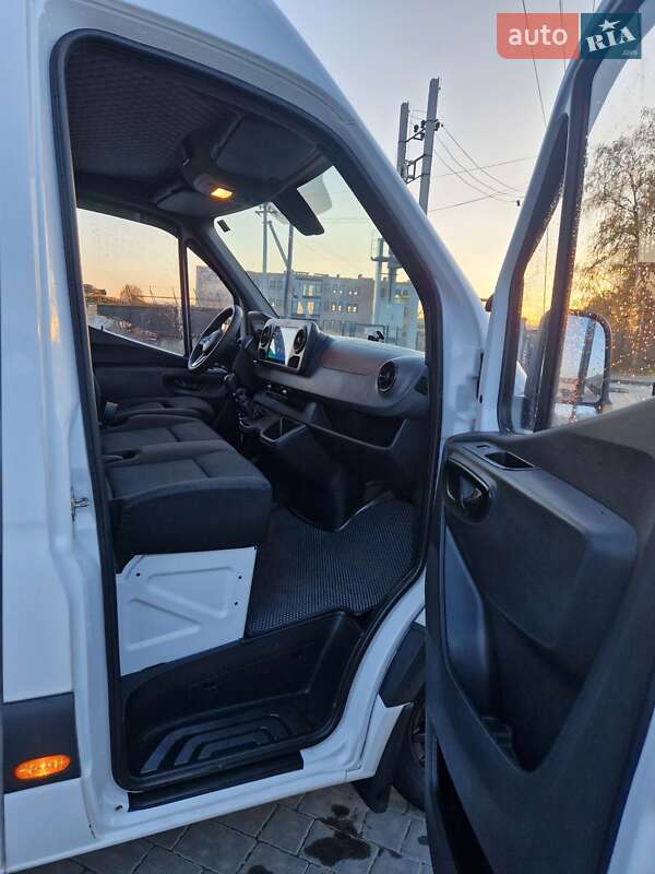 Грузопассажирский фургон Mercedes-Benz Sprinter 2018 в Ивано-Франковске
