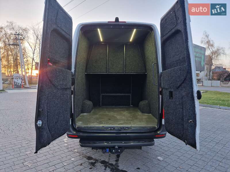 Грузопассажирский фургон Mercedes-Benz Sprinter 2018 в Ивано-Франковске