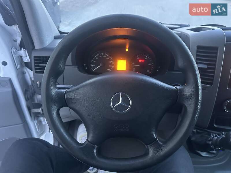 Вантажний фургон Mercedes-Benz Sprinter 2014 в Трускавці фото 6 Вантажний фургон Mercedes-Benz Sprinter 2014 в Трускавці