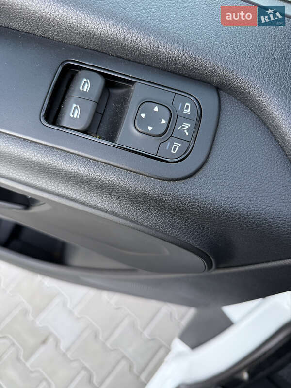 Вантажний фургон Mercedes-Benz Sprinter 2020 в Рівному фото 45 Вантажний фургон Mercedes-Benz Sprinter 2020 в Рівному