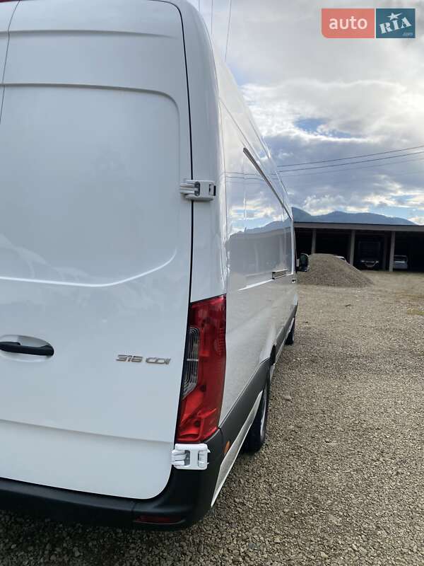 Вантажний фургон Mercedes-Benz Sprinter 2020 в Хусті