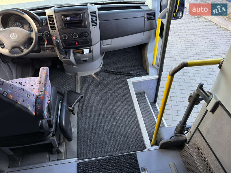 Туристичний / Міжміський автобус Mercedes-Benz Sprinter 2011 в Івано-Франківську
