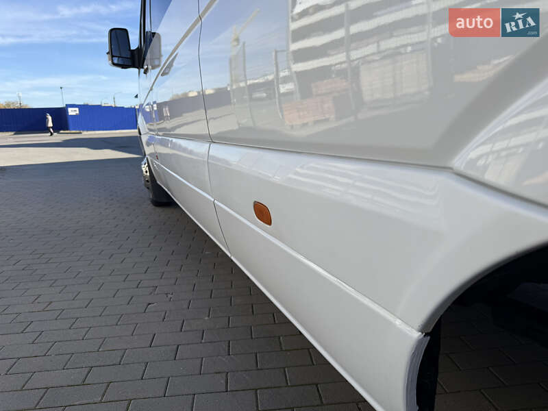 Туристичний / Міжміський автобус Mercedes-Benz Sprinter 2011 в Івано-Франківську