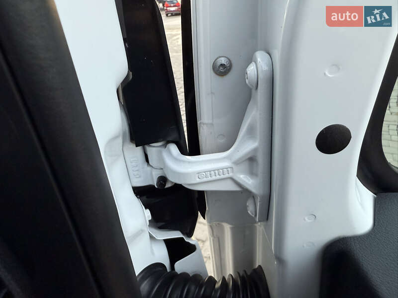 Вантажний фургон Mercedes-Benz Sprinter 2020 в Дубні фото 56 Вантажний фургон Mercedes-Benz Sprinter 2020 в Дубні