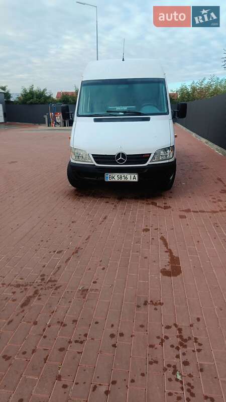 Вантажопасажирський фургон Mercedes-Benz Sprinter 2005 в Сарнах