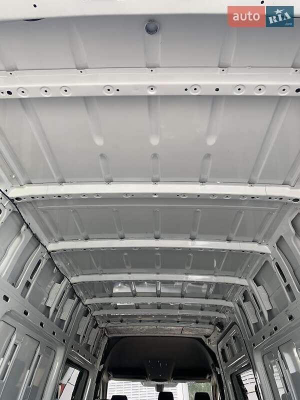 Грузовой фургон Mercedes-Benz Sprinter 2023 в Львове