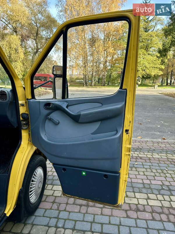 Грузовой фургон Mercedes-Benz Sprinter 2006 в Черновцах
