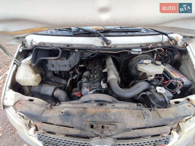 Евакуатор Mercedes-Benz Sprinter 2004 в Чернігові