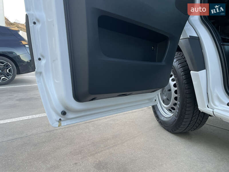 Грузовой фургон Mercedes-Benz Sprinter 2023 в Одессе