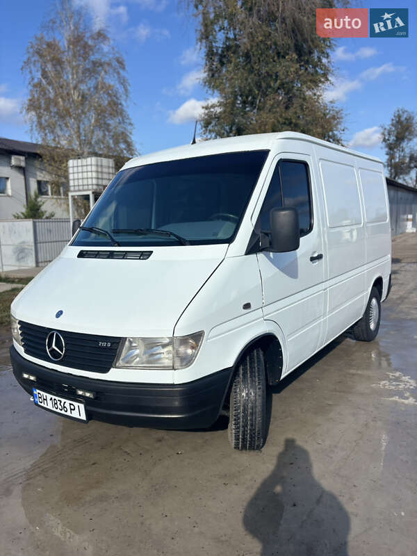 Микроавтобус грузовой (до 3,5т) Mercedes-Benz Sprinter 1998 в Одессе фото 4 Микроавтобус грузовой (до 3,5т) Mercedes-Benz Sprinter 1998 в Одессе