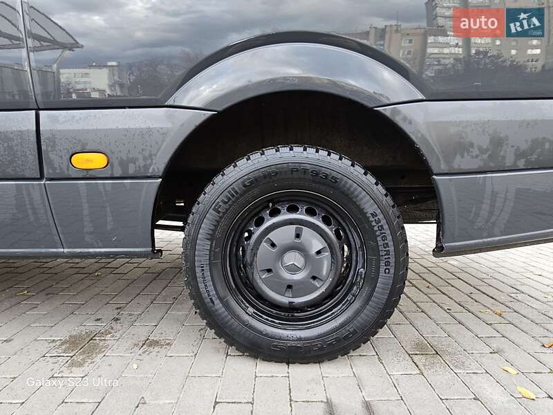 Грузовой фургон Mercedes-Benz Sprinter 2014 в Ивано-Франковске