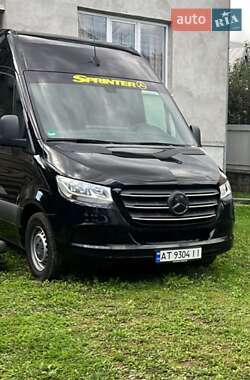 Універсал Mercedes-Benz Sprinter 2020 в Івано-Франківську