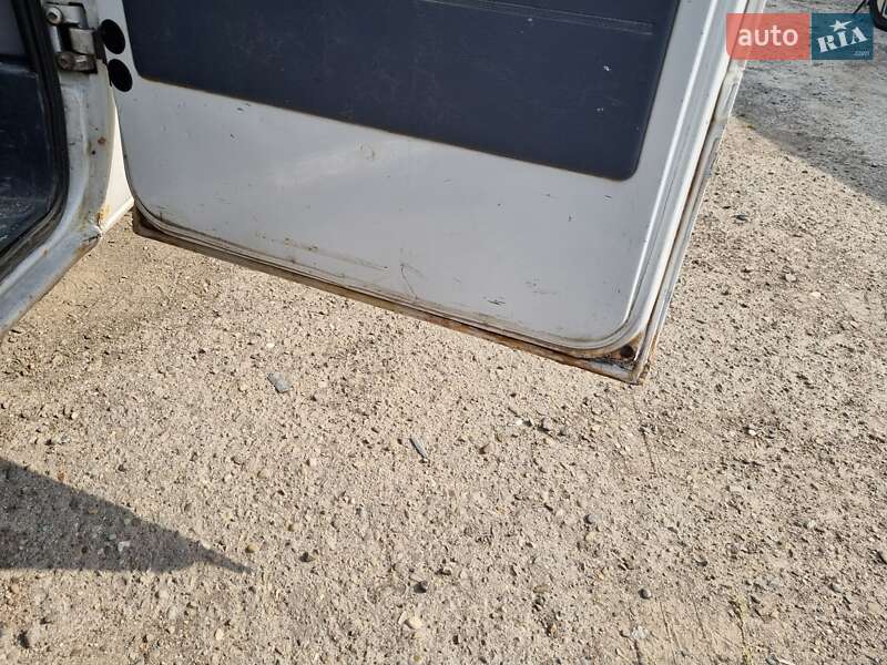 Автовоз Mercedes-Benz Sprinter 2004 в Чернівцях фото 21 Автовоз Mercedes-Benz Sprinter 2004 в Чернівцях