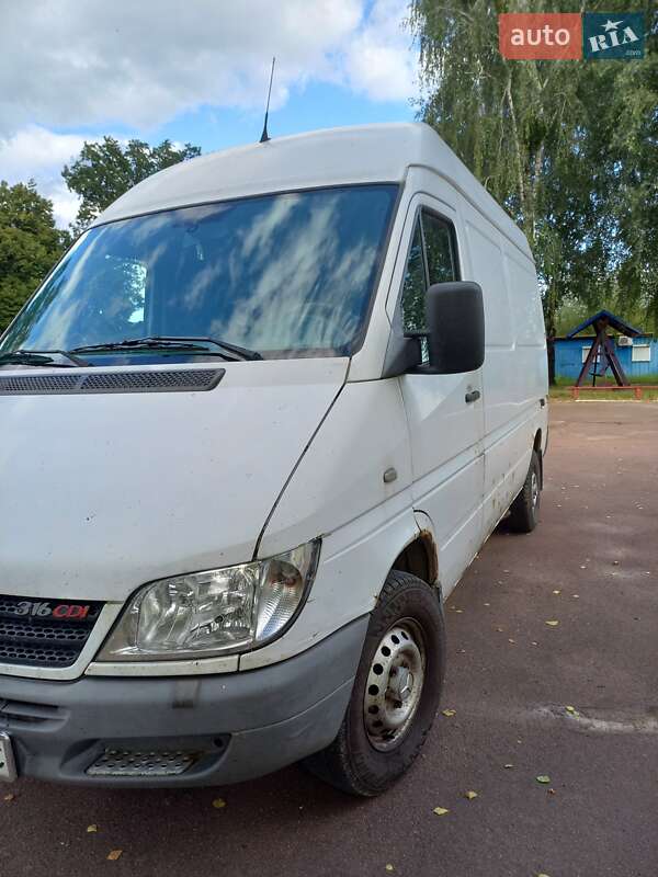 Грузовой фургон Mercedes-Benz Sprinter 2005 в Овруче фото 3 Грузовой фургон Mercedes-Benz Sprinter 2005 в Овруче