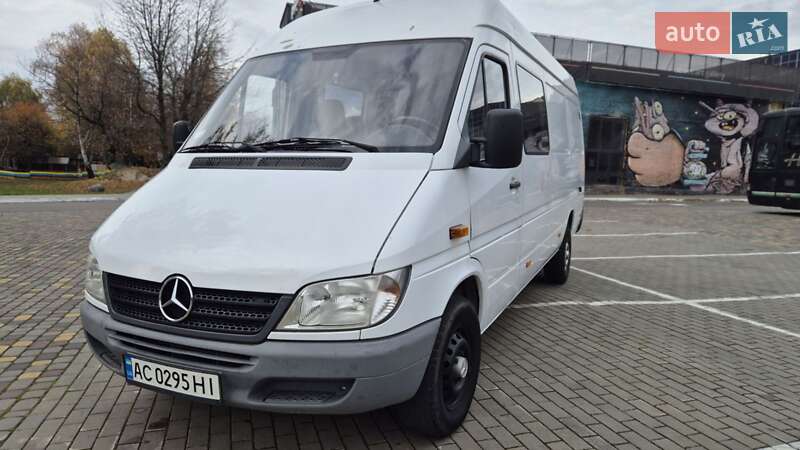 Грузовой фургон Mercedes-Benz Sprinter 2004 в Луцке
