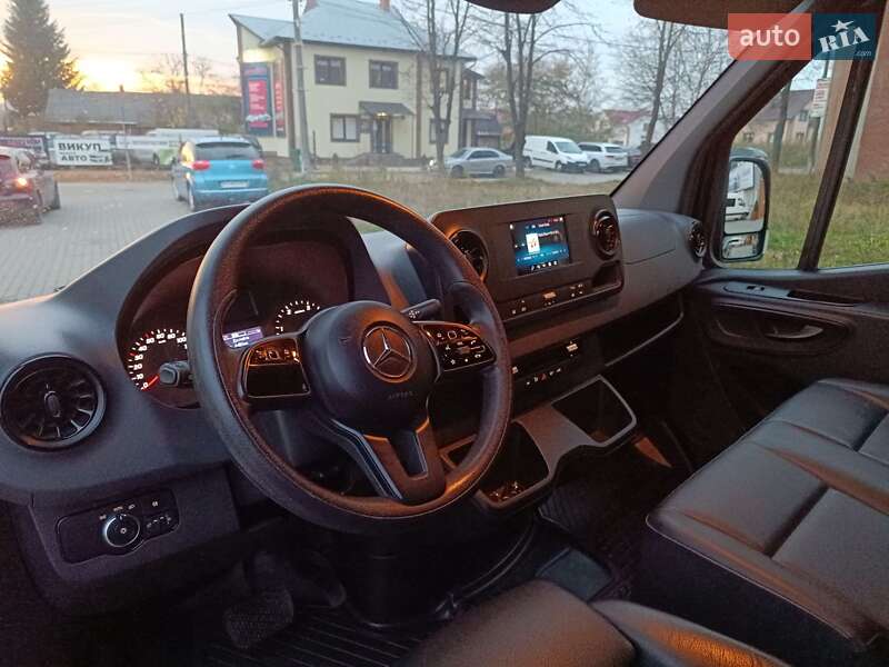 Грузовой фургон Mercedes-Benz Sprinter 2019 в Коломые фото 53 Грузовой фургон Mercedes-Benz Sprinter 2019 в Коломые