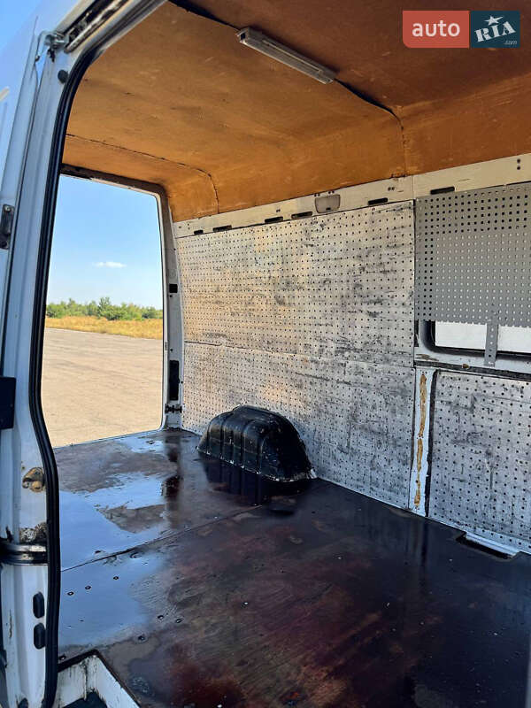 Грузовой фургон Mercedes-Benz Sprinter 2004 в Луцке фото 13 Грузовой фургон Mercedes-Benz Sprinter 2004 в Луцке