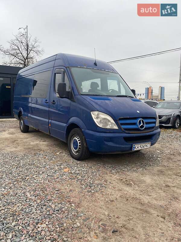 Грузопассажирский фургон Mercedes-Benz Sprinter 2007 в Киеве