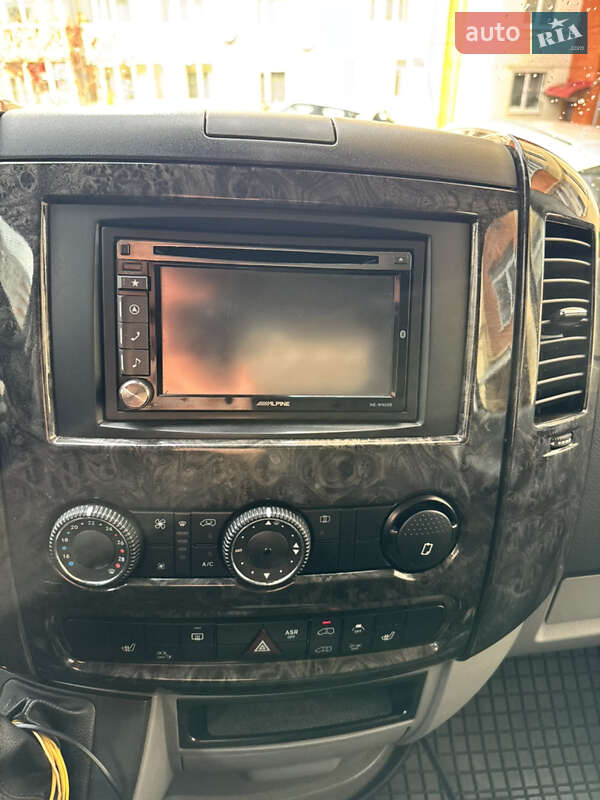 Грузовой фургон Mercedes-Benz Sprinter 2014 в Тернополе