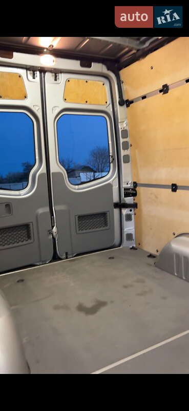 Грузовой фургон Mercedes-Benz Sprinter 2014 в Тернополе