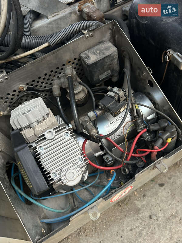 Тягач Mercedes-Benz Sprinter 2011 в Николаеве фото 17 Тягач Mercedes-Benz Sprinter 2011 в Николаеве