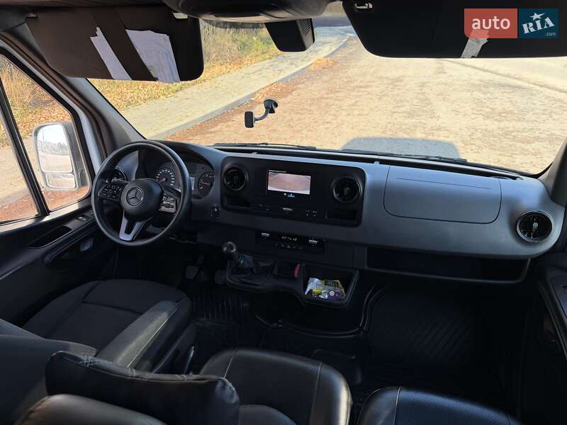 Універсал Mercedes-Benz Sprinter 2019 в Львові фото 21 Універсал Mercedes-Benz Sprinter 2019 в Львові