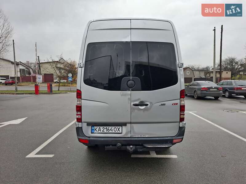 Вантажний фургон Mercedes-Benz Sprinter 2006 в Києві