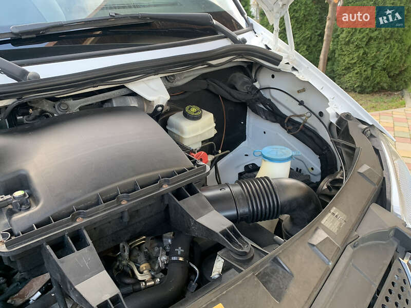 Грузопассажирский фургон Mercedes-Benz Sprinter 2016 в Стрые фото 34 Грузопассажирский фургон Mercedes-Benz Sprinter 2016 в Стрые