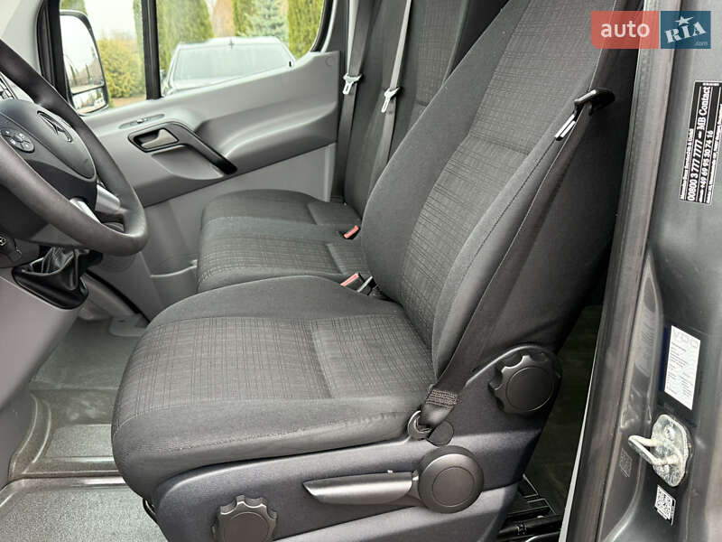 Туристический / Междугородний автобус Mercedes-Benz Sprinter 2015 в Староконстантинове