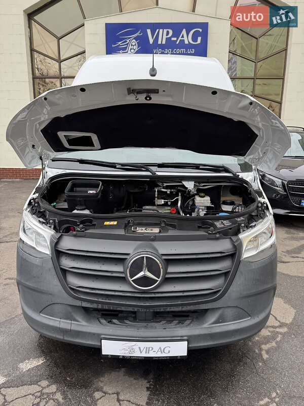 Грузовой фургон Mercedes-Benz Sprinter 2022 в Киеве фото 37 Грузовой фургон Mercedes-Benz Sprinter 2022 в Киеве