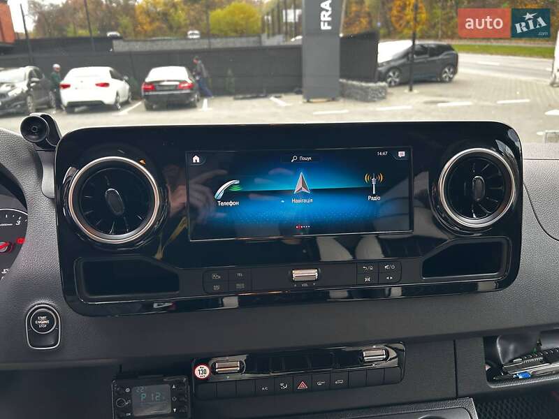 Вантажний фургон Mercedes-Benz Sprinter 2019 в Чернівцях фото 20 Вантажний фургон Mercedes-Benz Sprinter 2019 в Чернівцях
