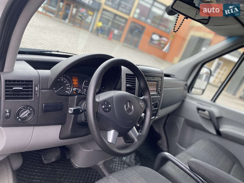 Грузовой фургон Mercedes-Benz Sprinter 2017 в Черновцах фото 21 Грузовой фургон Mercedes-Benz Sprinter 2017 в Черновцах