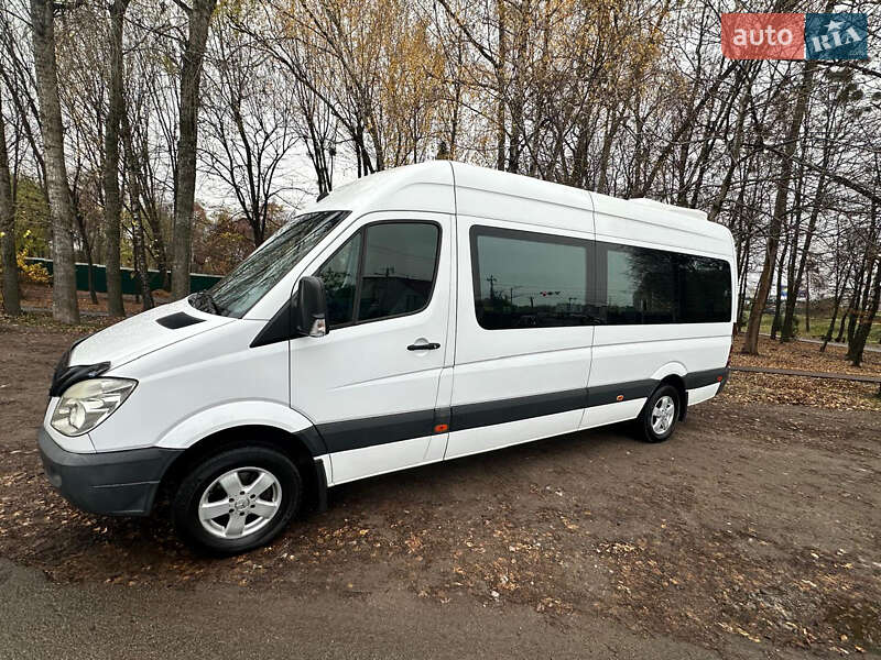 Минивэн Mercedes-Benz Sprinter 2008 в Киеве фото 2 Минивэн Mercedes-Benz Sprinter 2008 в Киеве
