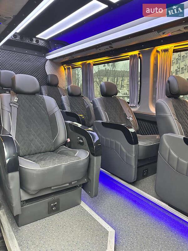 Минивэн Mercedes-Benz Sprinter 2008 в Киеве фото 40 Минивэн Mercedes-Benz Sprinter 2008 в Киеве