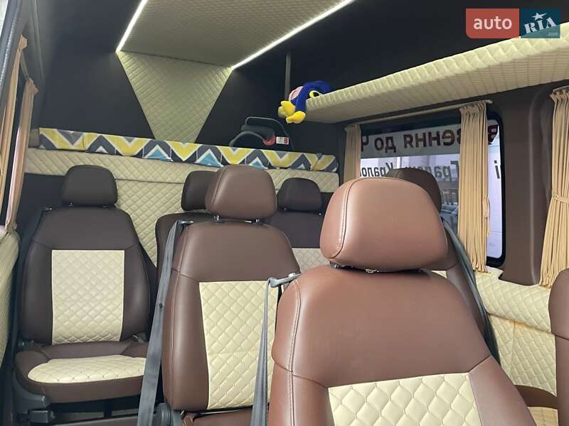 Мікроавтобус Mercedes-Benz Sprinter 2016 в Києві фото 39 Мікроавтобус Mercedes-Benz Sprinter 2016 в Києві