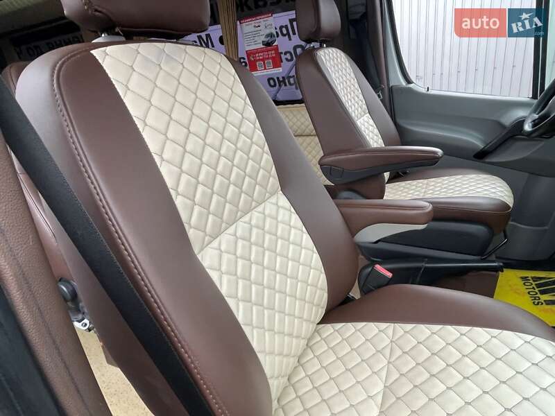 Мікроавтобус Mercedes-Benz Sprinter 2016 в Києві фото 48 Мікроавтобус Mercedes-Benz Sprinter 2016 в Києві