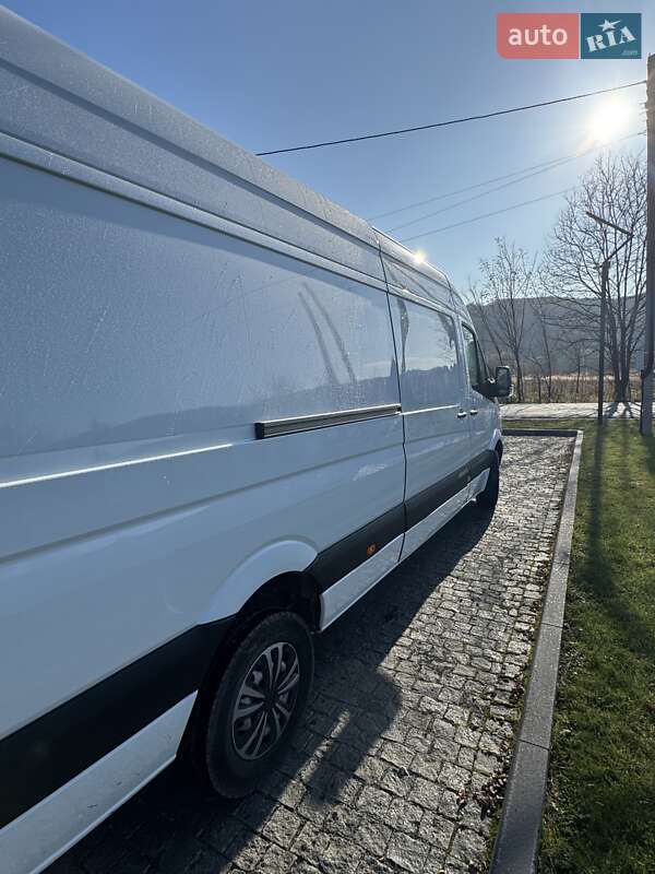 Грузовой фургон Mercedes-Benz Sprinter 2014 в Солотвине