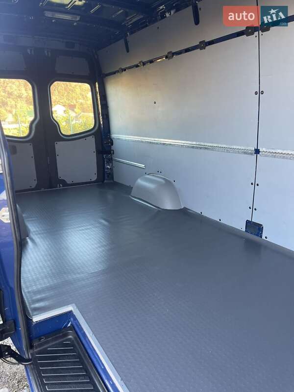 Грузовой фургон Mercedes-Benz Sprinter 2017 в Виноградове фото 17 Грузовой фургон Mercedes-Benz Sprinter 2017 в Виноградове