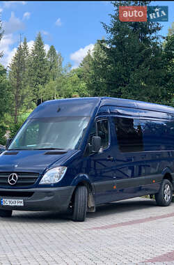 Грузовой фургон Mercedes-Benz Sprinter 2011 в Львове