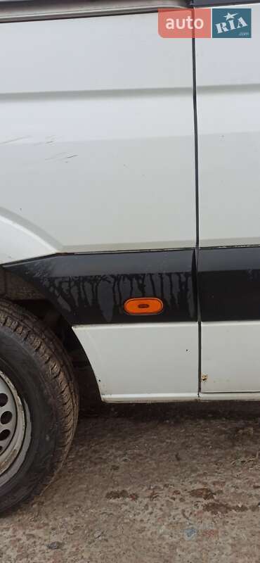 Вантажний фургон Mercedes-Benz Sprinter 2010 в Харкові