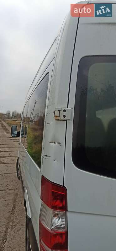 Вантажний фургон Mercedes-Benz Sprinter 2010 в Харкові