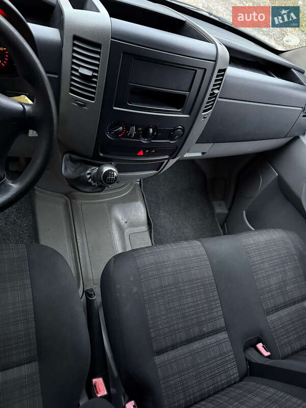 Грузовой фургон Mercedes-Benz Sprinter 2015 в Тернополе