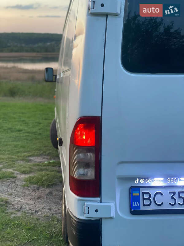 Вантажний фургон Mercedes-Benz Sprinter 2002 в Львові