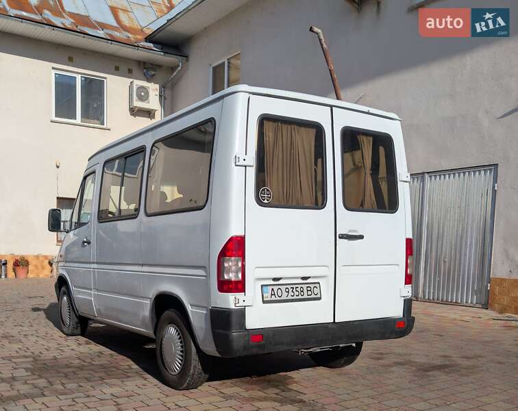 Микроавтобус Mercedes-Benz Sprinter 2002 в Мукачево фото 5 Микроавтобус Mercedes-Benz Sprinter 2002 в Мукачево
