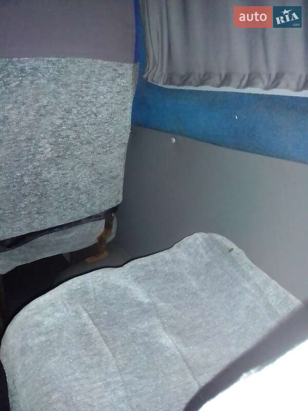 Микроавтобус Mercedes-Benz Sprinter 2003 в Николаеве фото 14 Микроавтобус Mercedes-Benz Sprinter 2003 в Николаеве