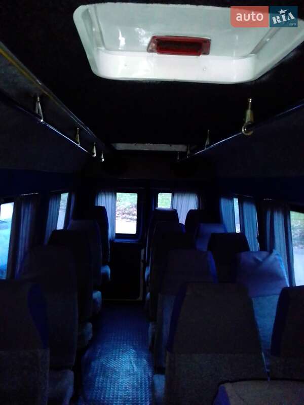 Микроавтобус Mercedes-Benz Sprinter 2003 в Николаеве фото 15 Микроавтобус Mercedes-Benz Sprinter 2003 в Николаеве