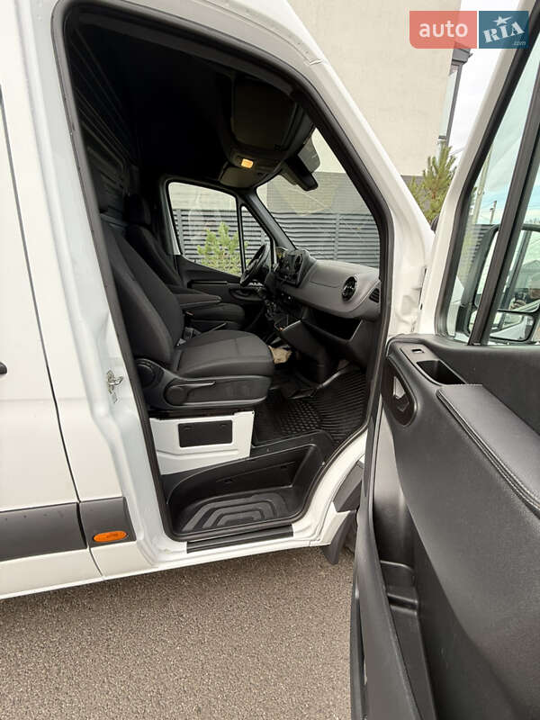 Грузовой фургон Mercedes-Benz Sprinter 2020 в Тернополе